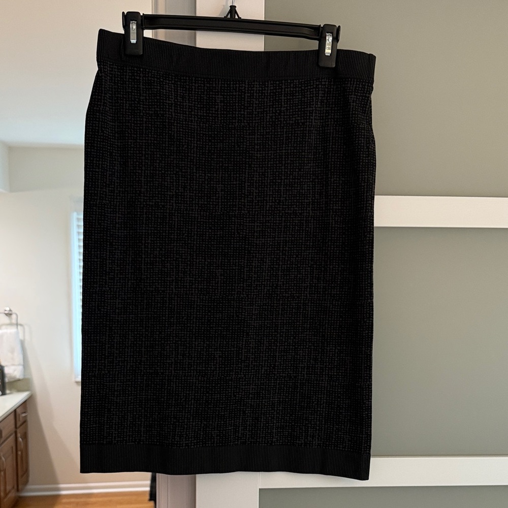 Wolford Elegant Black Women's stretch body con Skirt size M